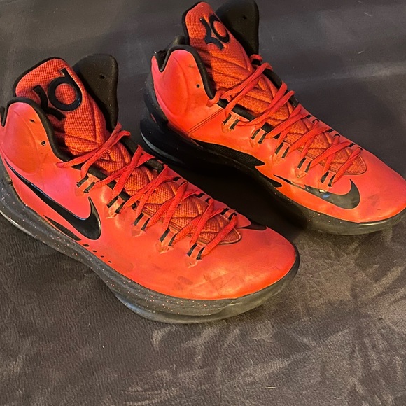 kevin durant shoes red